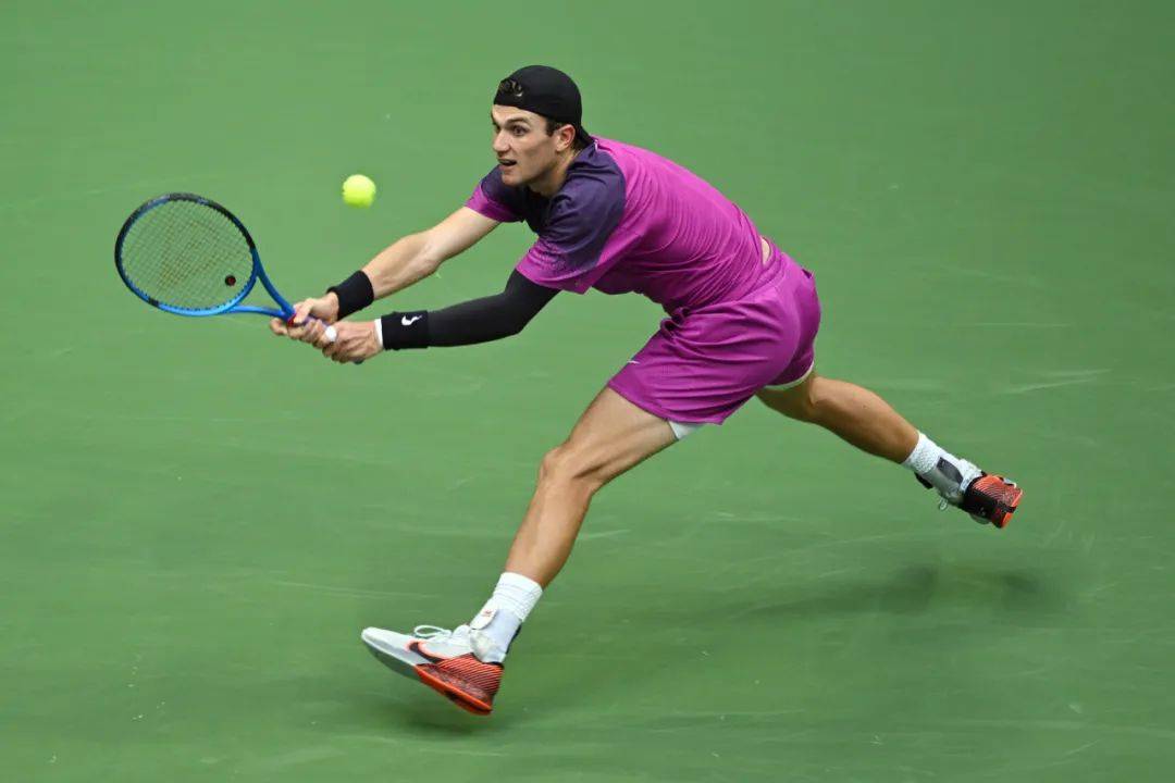 球员具备不 球员具备不