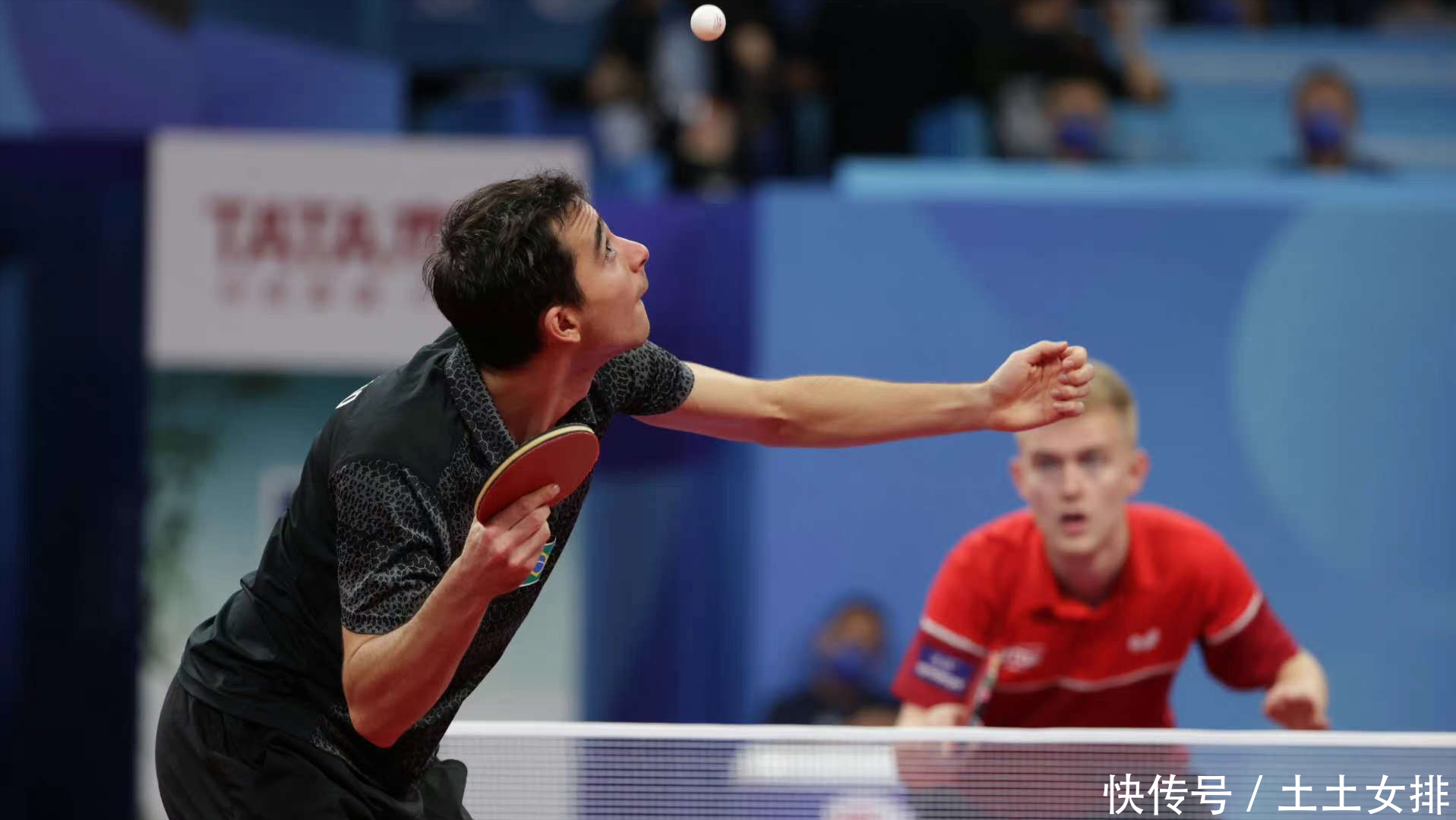 名记评论指 名记评论指